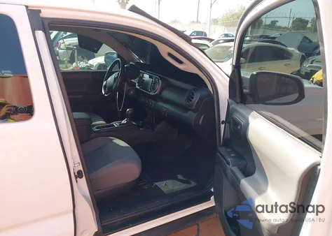 2022 Toyota Tacoma Sr z USA, uszkodzony, nr VIN 3TYRX5GN7NT061243